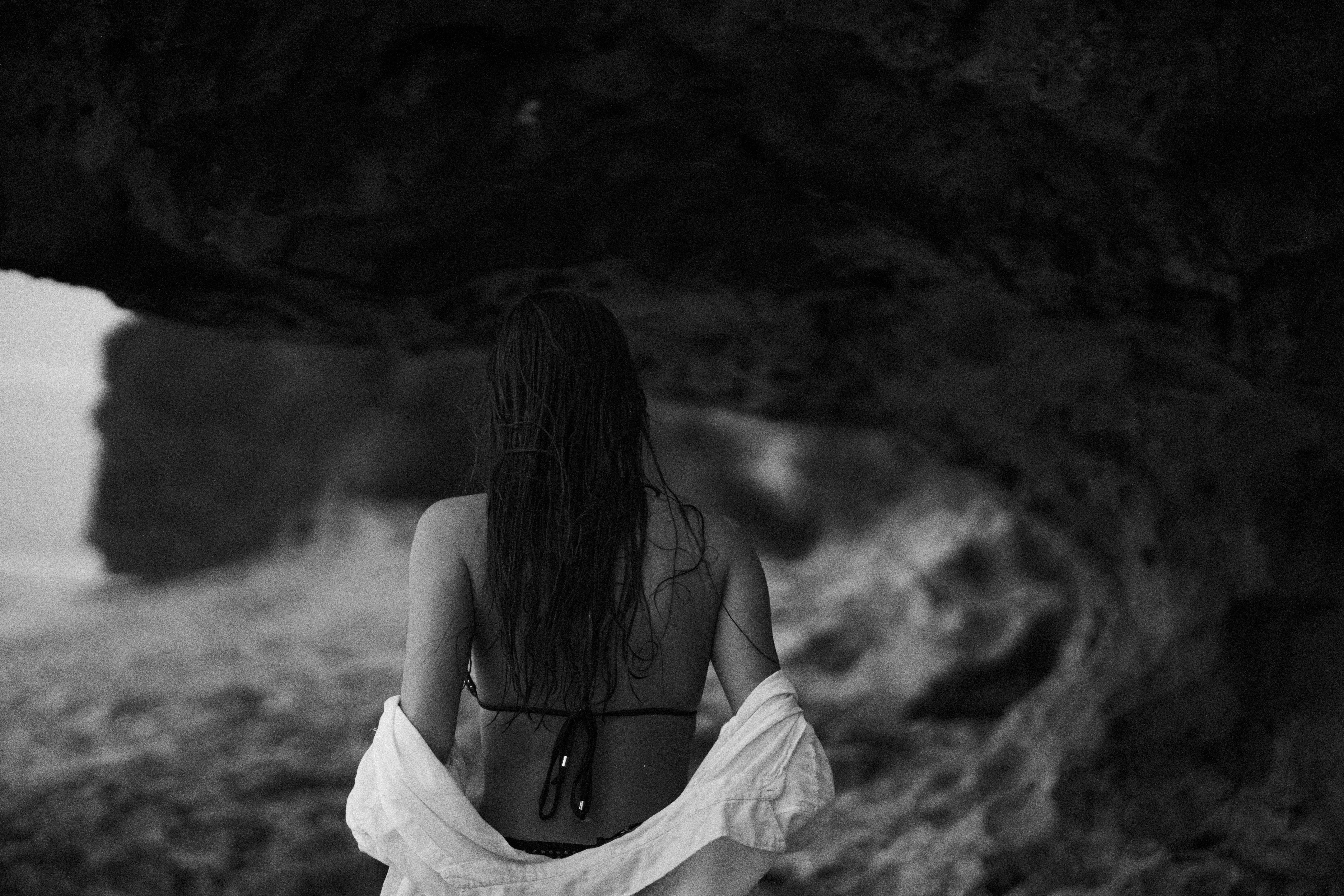 Black-and-white wedding photography detail